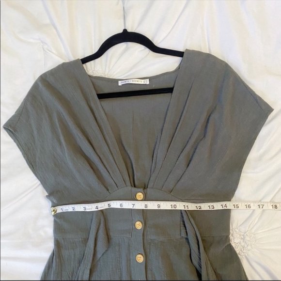 Saints + Secrets Dara Button Down Mini Dress Green Khaki V-Neck Tie Size Small - Picture 8 of 9